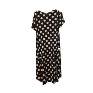 LuLaRoe Dresses - BNWT Black/White Polka Dot High-Low Carly Dress LuLaRoe Dresses - BNWT Black/White Polka Dot High-Low Carly Dress